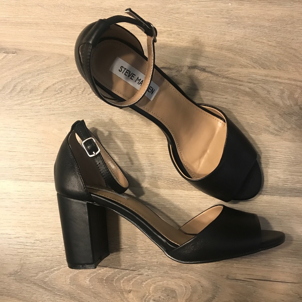Black Steve Madden Heeled Sandal